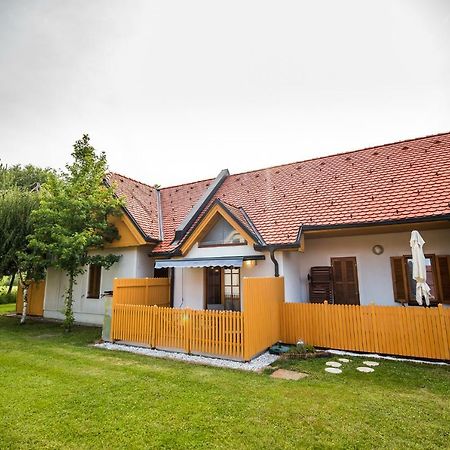 Golf Apartment With Spa Tickets Discount Moravske-Toplice Eksteriør billede